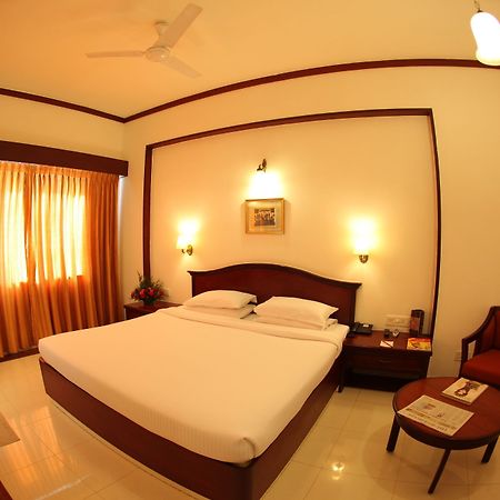 Hotel Rathna Residency Coimbatore Exterior photo