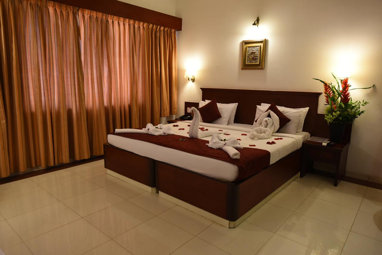 Hotel Rathna Residency Coimbatore Exterior photo